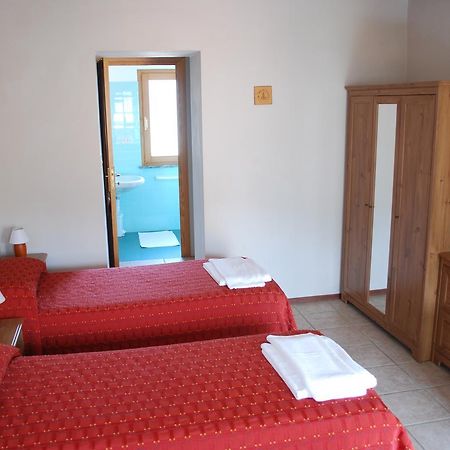 Foresteria Valdese Hotel Torre Pellice Buitenkant foto