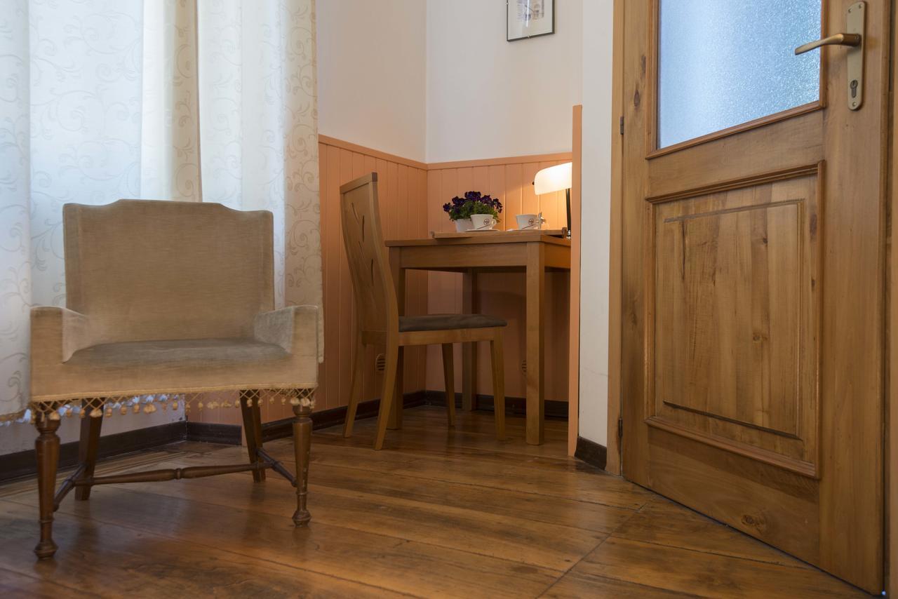 Foresteria Valdese Hotel Torre Pellice Buitenkant foto